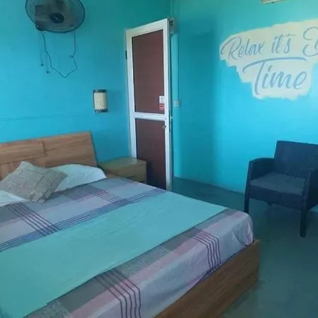 Tilapasse Resto & Guest House